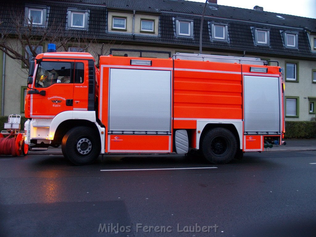 Brand Koeln Dellbrueck Bergisch Gladbacherstr   P349.JPG